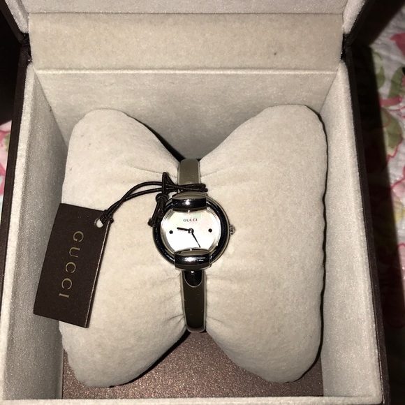 Gucci Watch - Picture 1 of 5